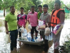 Read more about the article มมส. 3 จ.ระดมทีมช่วยเหลือชาวบ้าน จากอุทกภัยน้ำท่วม 3 จชต.
